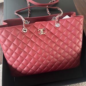 Chanel burgundy Quilted Calfskin Large Classic Tote Silver Hardware